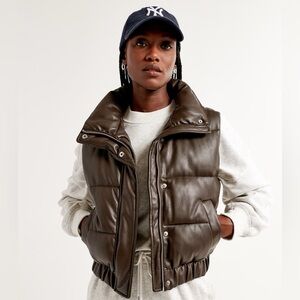 Abercrombie & Fitch Dark Brown Puffer Vest